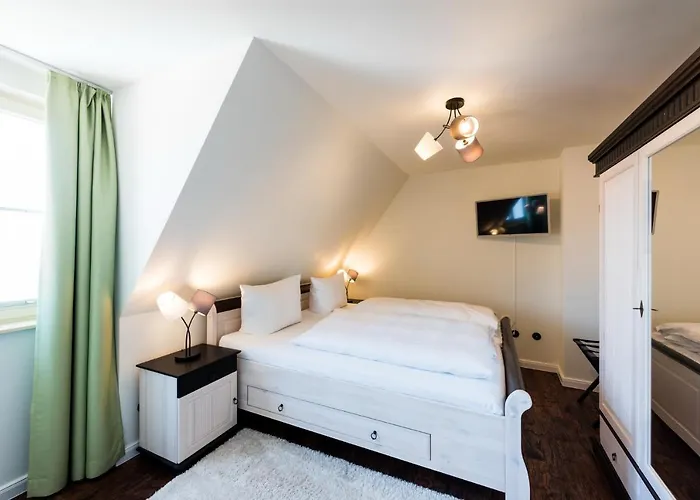 Zum Froehlichen Tageloehner Vila